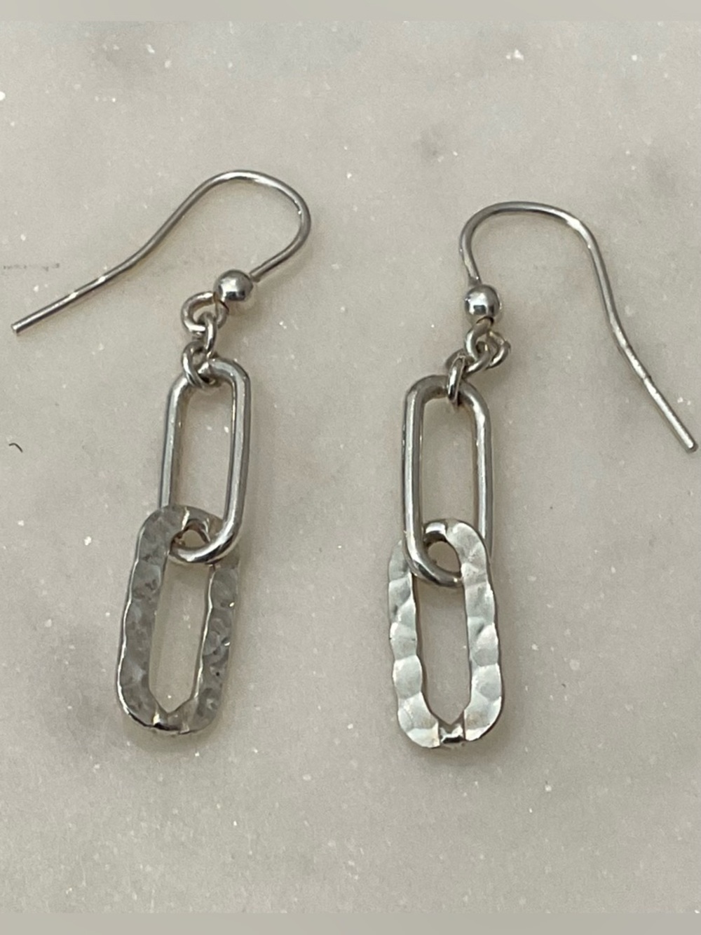 925 Silver-Link Dangle Earrings - Sleek Hammered Design